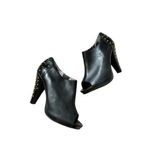 Steve Madden Studded Peep Toe Black Leather High Heel Booties size 10